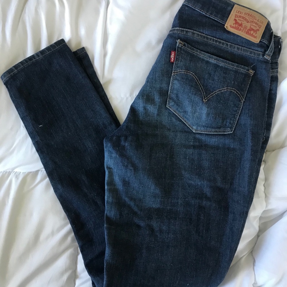 Levi’s 711 Skinny Jeans